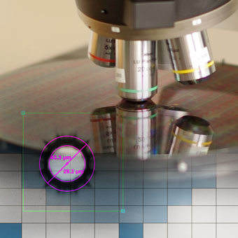 Mikroskop auf Wafer
